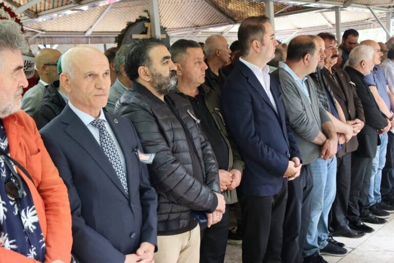 Merhum Vakıf Başkanımız Süha Dengizek’i Son Yolculuğuna Uğurladık